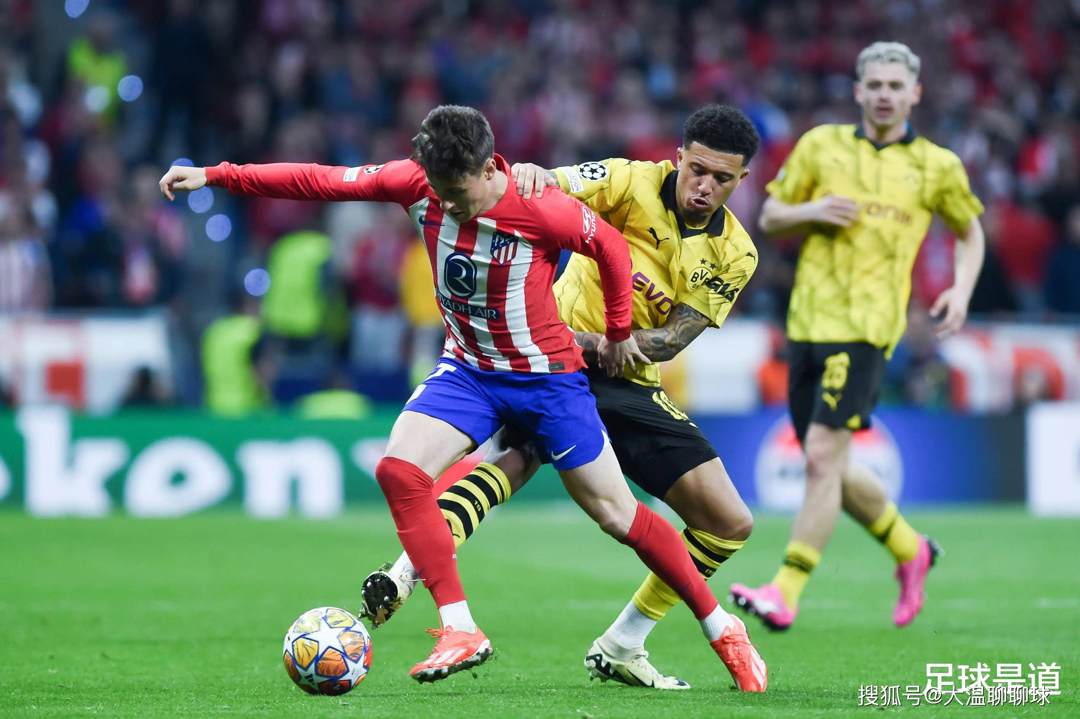 西甲精彩攻防双线，表现突出的球员赢得掌声的简单介绍